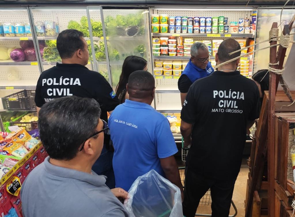 Polícia Civil e Vigilância Sanitária fiscalizam mercados em Poconé