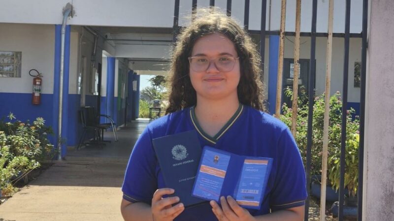 Seduc orienta sobre fim do prazo das inscrições do programa Jovem Senador 2026