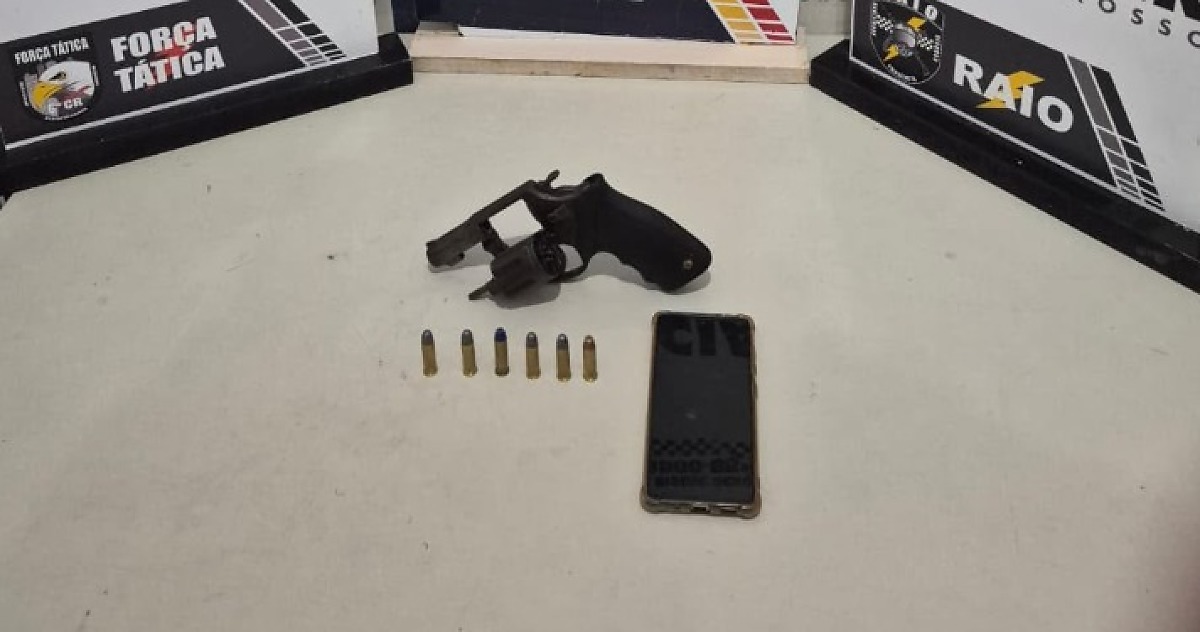 Polícia detém dois suspeitos por planejamento de homicídio